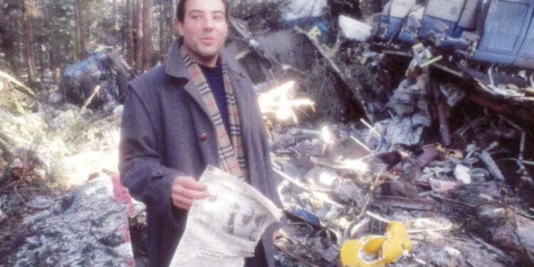 Η κίνηση που του έσωσε τη ζωή: Ο Έλληνας που επέζησε από τη συντριβή του Air-Bus A320-111 με τους 87 νεκρούς